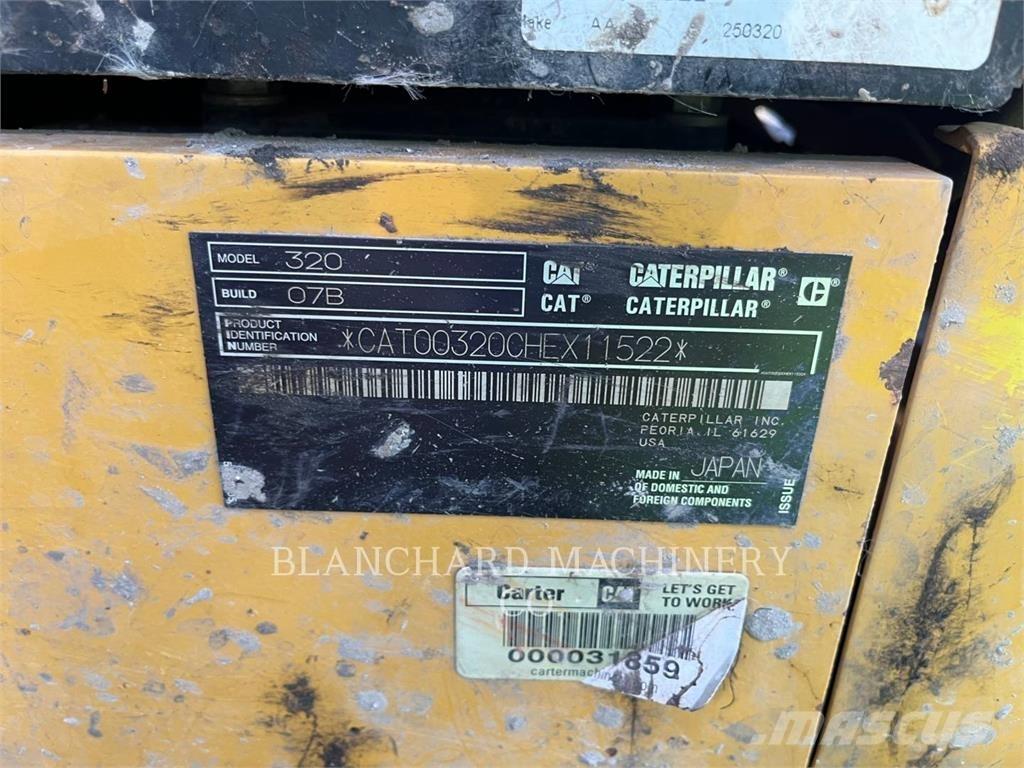 CAT 320 Vikšriniai ekskavatoriai