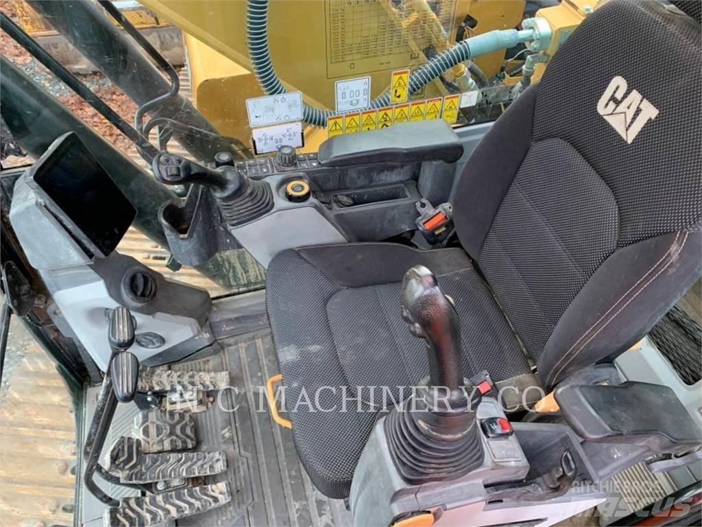CAT 320 Vikšriniai ekskavatoriai
