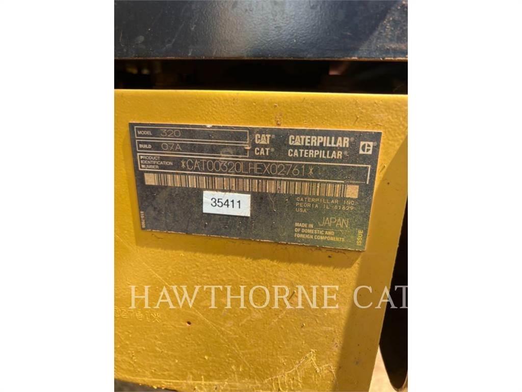 CAT 320-07 Vikšriniai ekskavatoriai