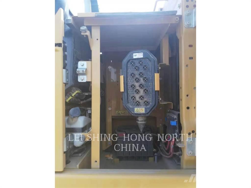 CAT 320-07 Vikšriniai ekskavatoriai