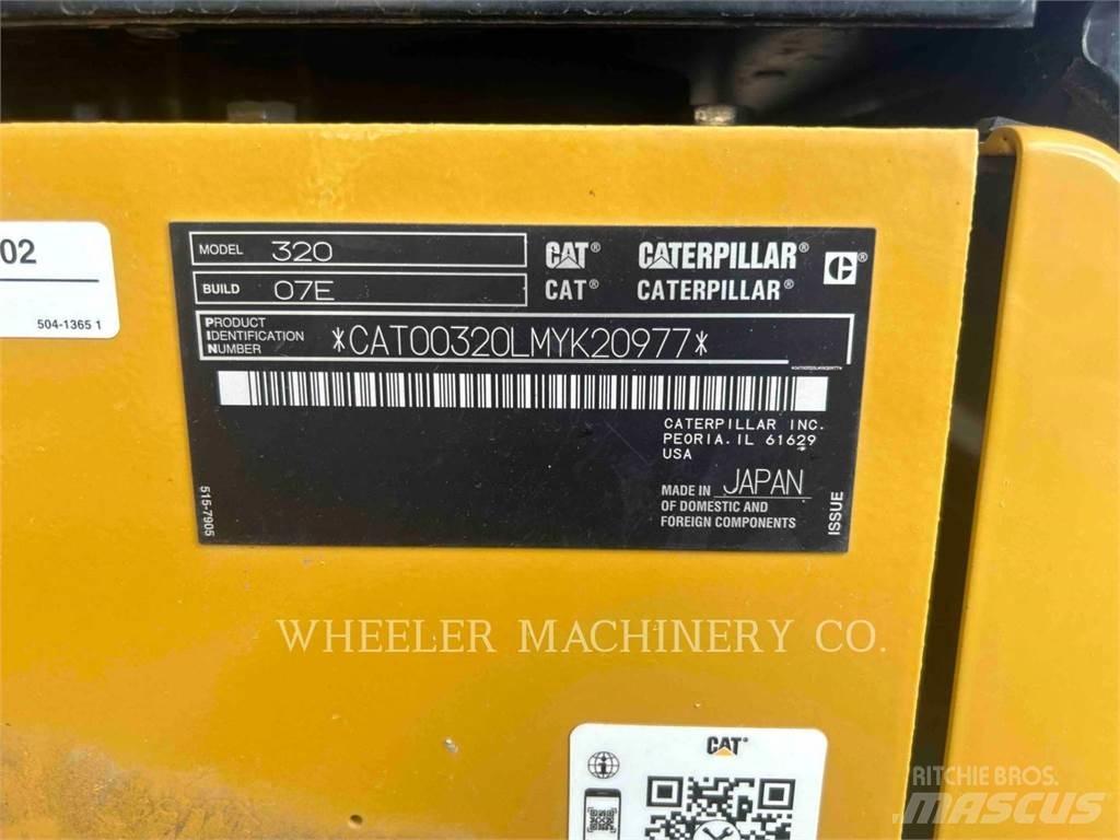 CAT 320 CF Vikšriniai ekskavatoriai