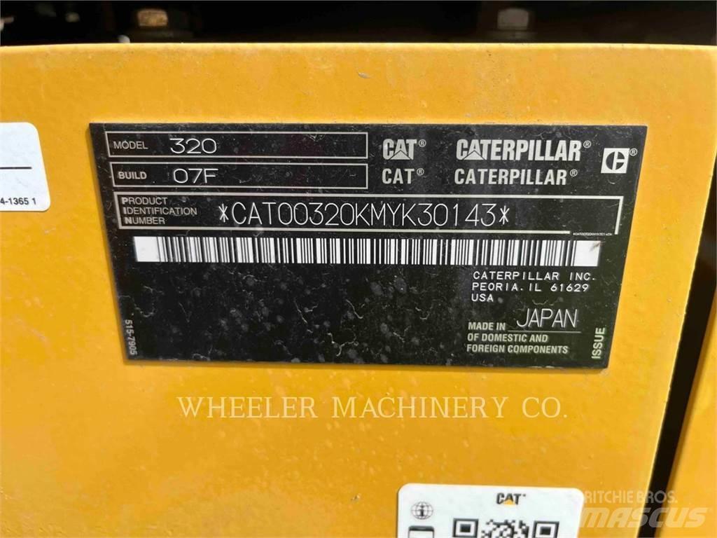 CAT 320 CF Vikšriniai ekskavatoriai