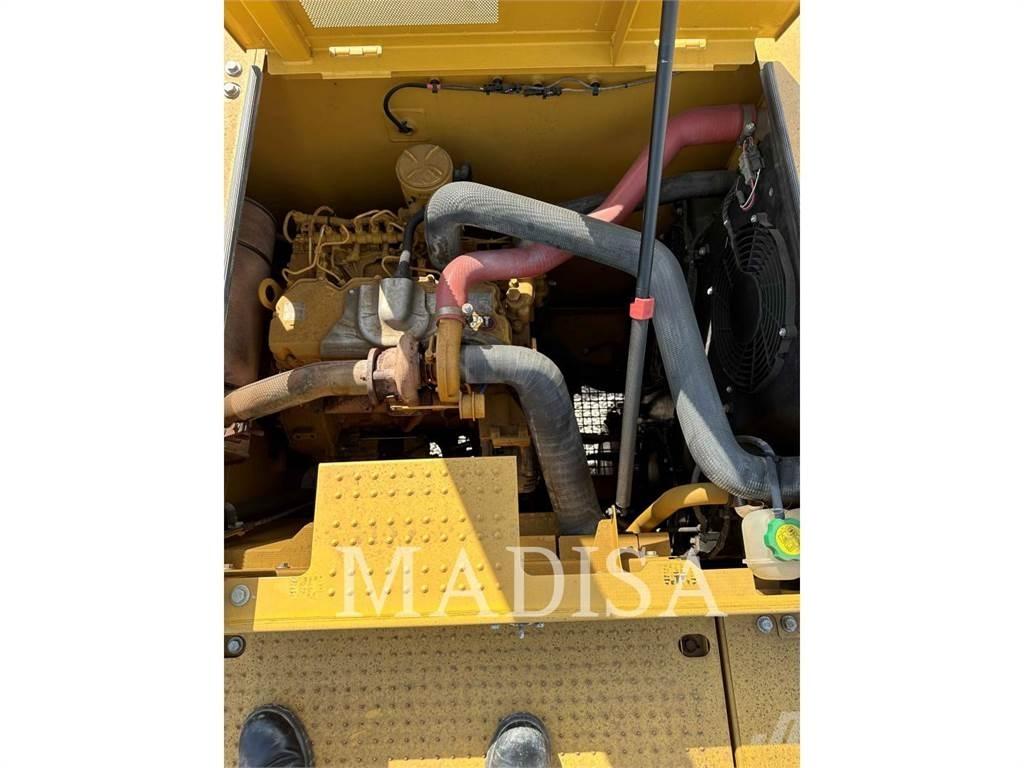 CAT 320 GC Vikšriniai ekskavatoriai