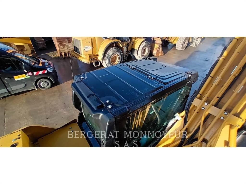 CAT 320 GC Vikšriniai ekskavatoriai