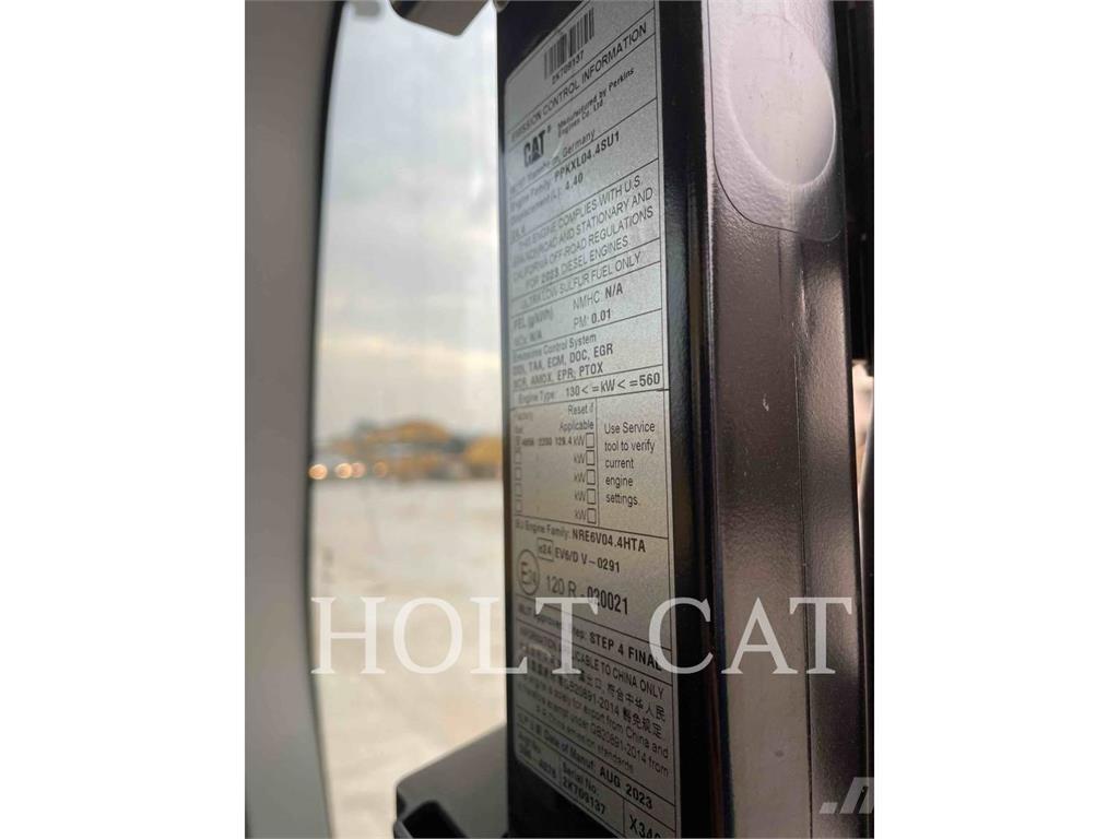 CAT 320 TC Vikšriniai ekskavatoriai