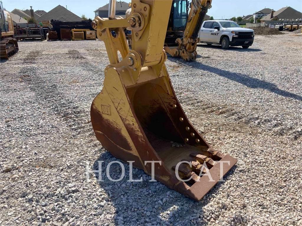CAT 320 TC Vikšriniai ekskavatoriai