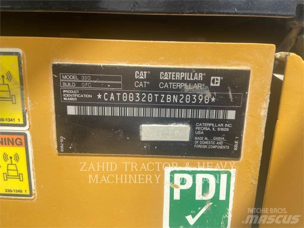 CAT 32007 Vikšriniai ekskavatoriai