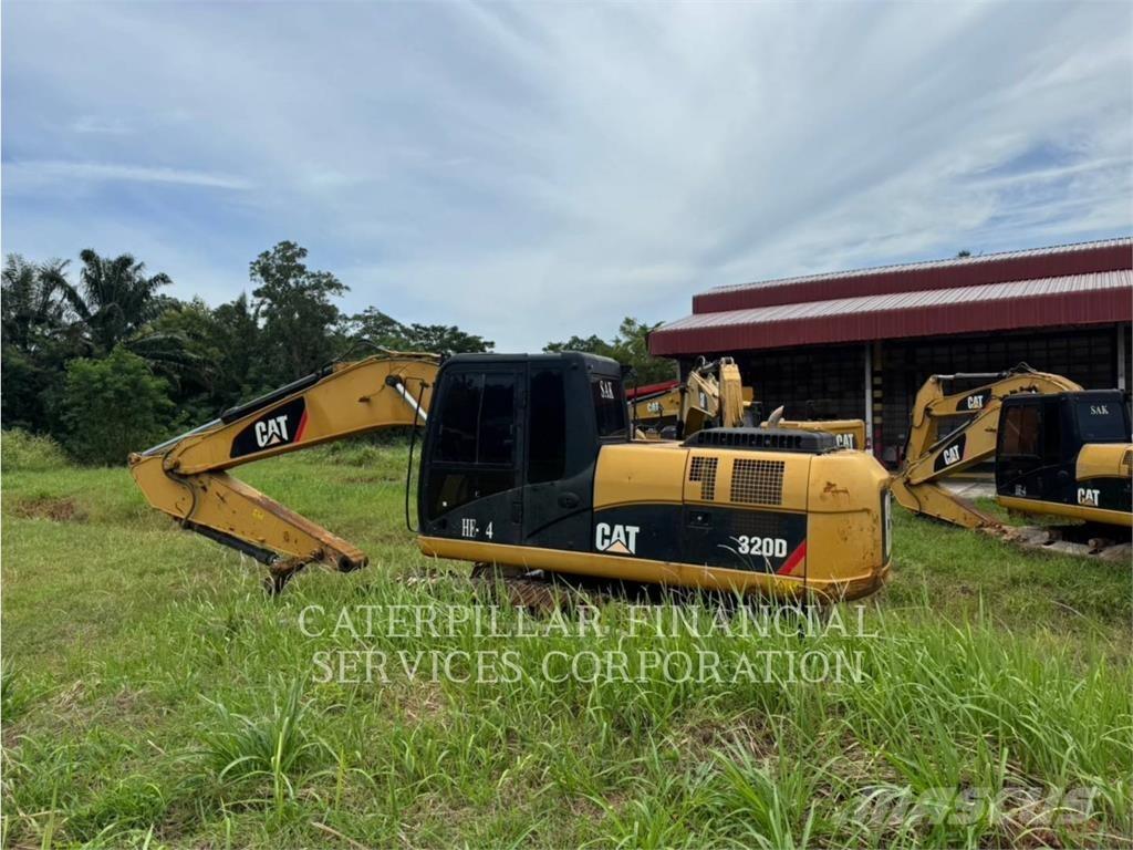 CAT 320D Vikšriniai ekskavatoriai
