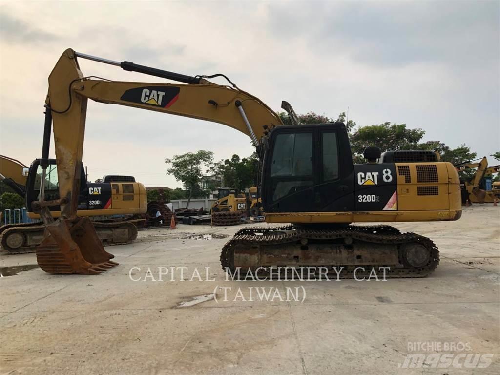 CAT 320D2 Vikšriniai ekskavatoriai