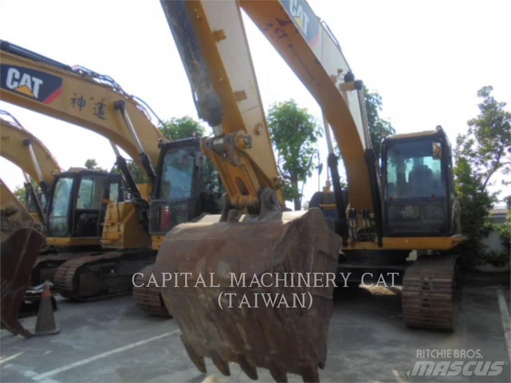 CAT 320D2 Vikšriniai ekskavatoriai