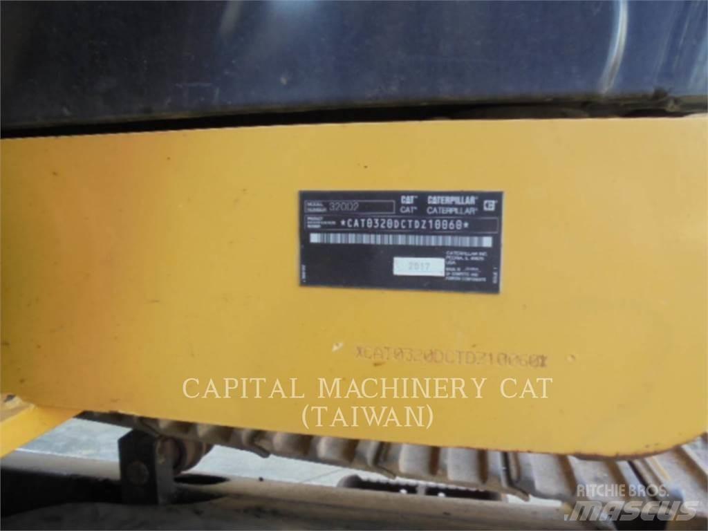 CAT 320D2 Vikšriniai ekskavatoriai