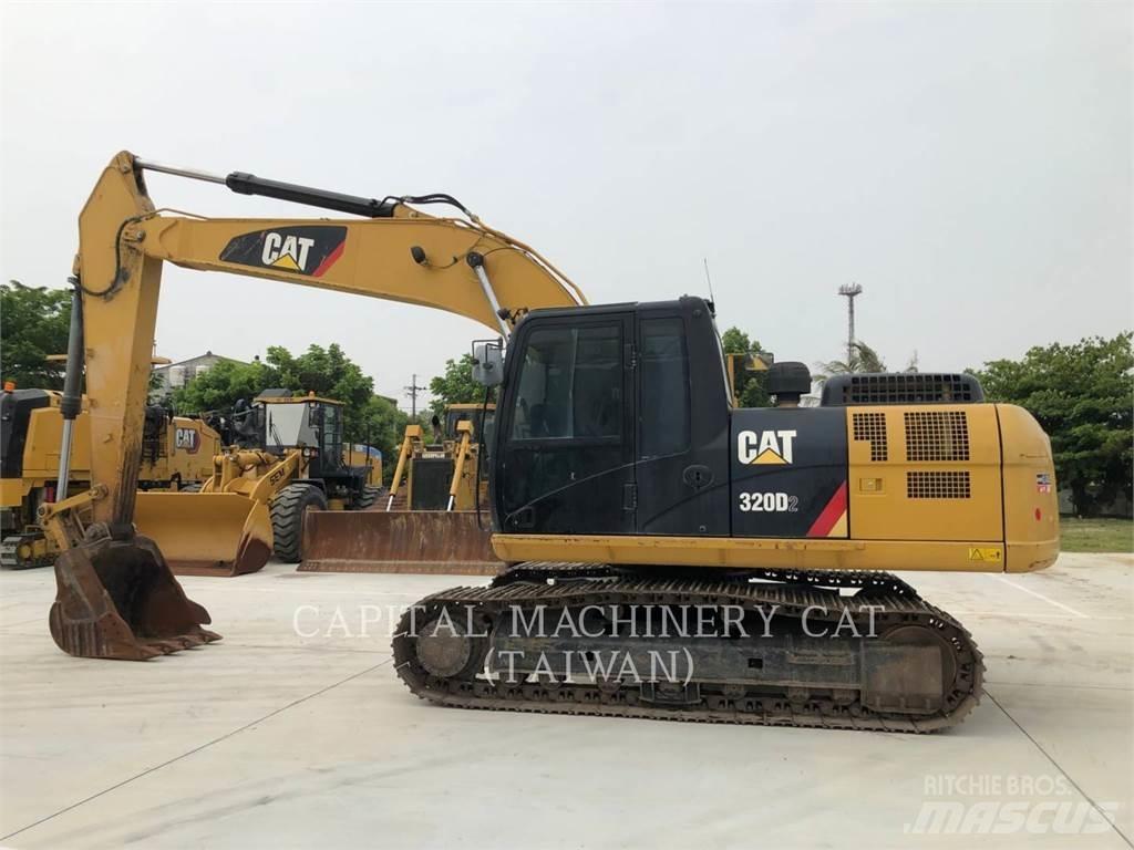 CAT 320D2 Vikšriniai ekskavatoriai