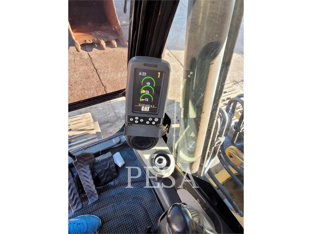CAT 320D2 Vikšriniai ekskavatoriai