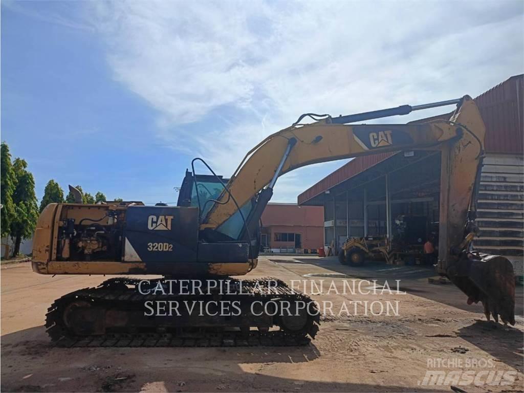 CAT 320D2 Vikšriniai ekskavatoriai