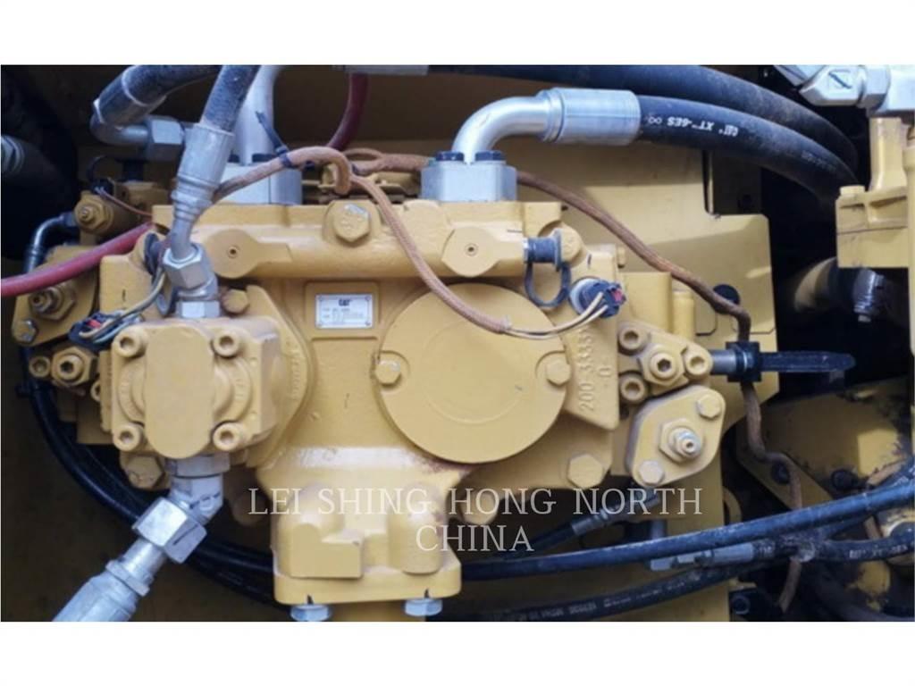 CAT 320D2 Vikšriniai ekskavatoriai