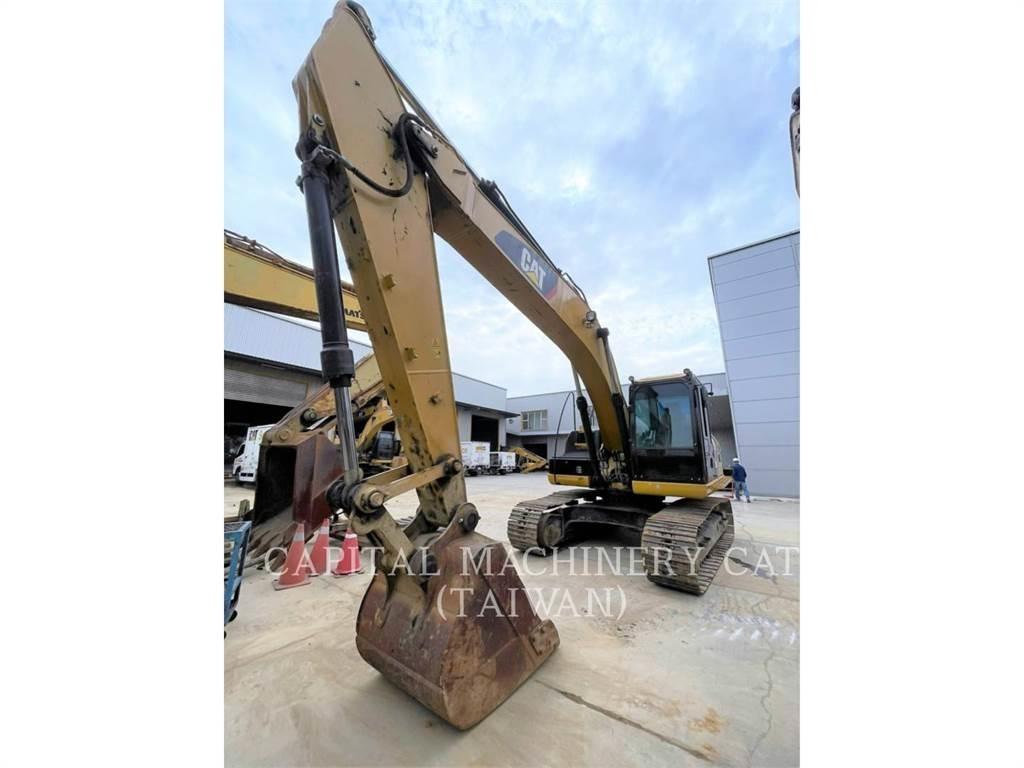 CAT 320D2 Vikšriniai ekskavatoriai