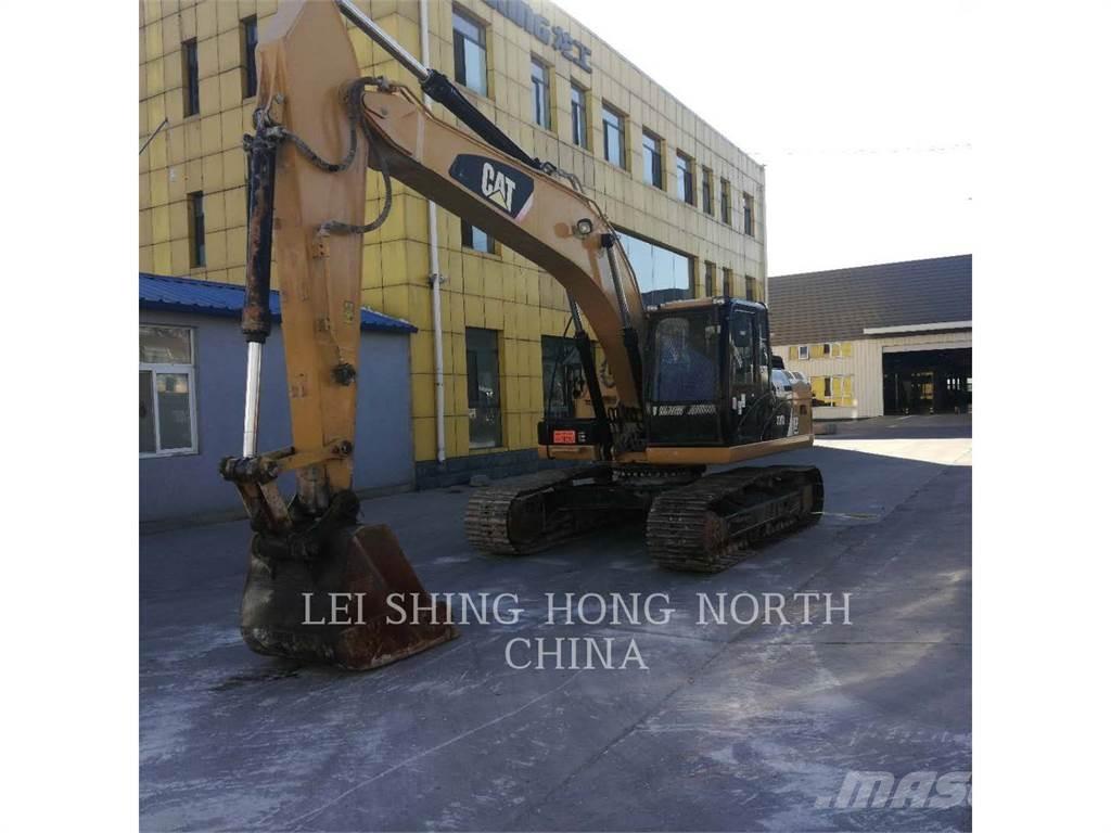 CAT 320D2L Vikšriniai ekskavatoriai