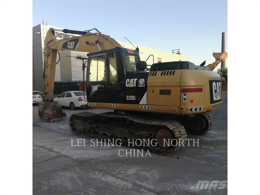 CAT 320D2L Vikšriniai ekskavatoriai