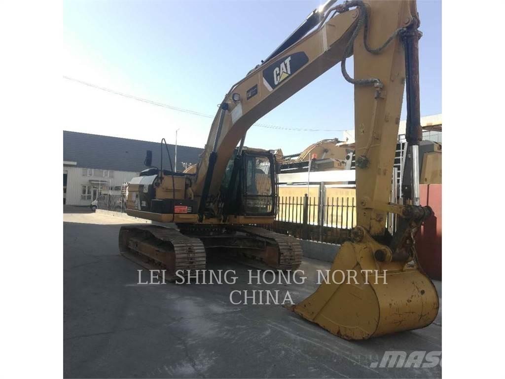 CAT 320D2L Vikšriniai ekskavatoriai