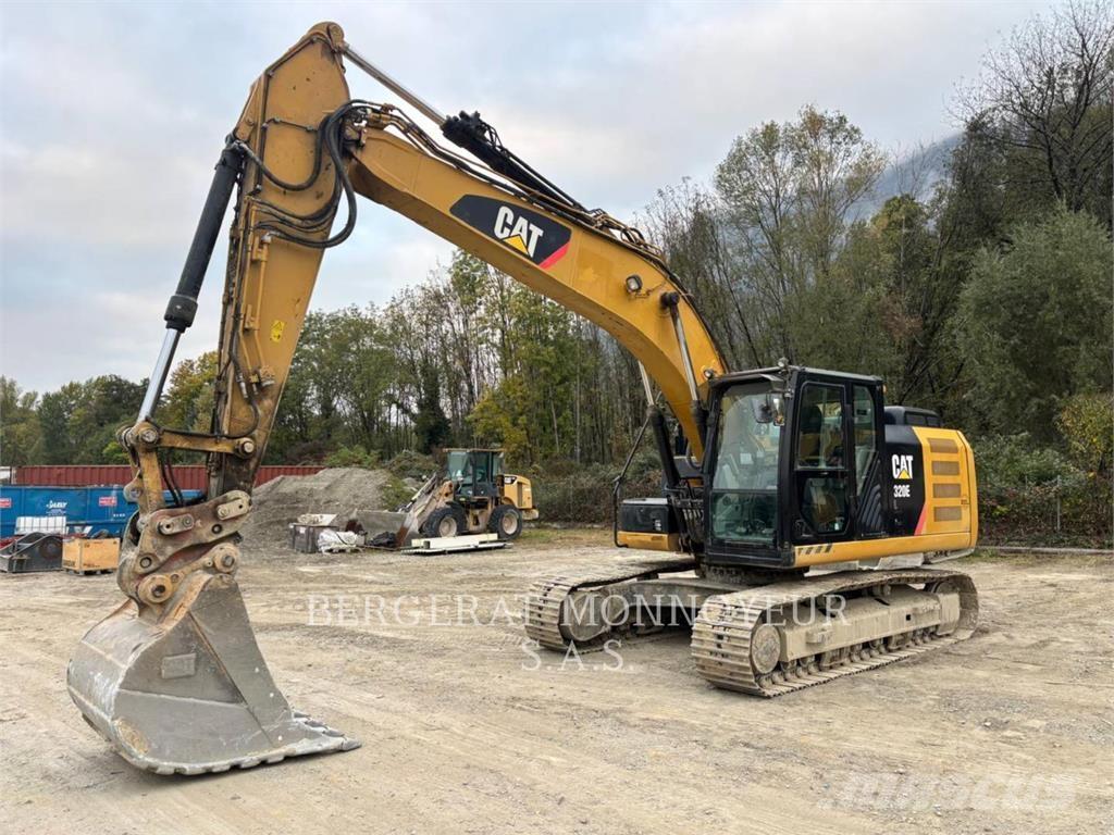 CAT 320E Vikšriniai ekskavatoriai