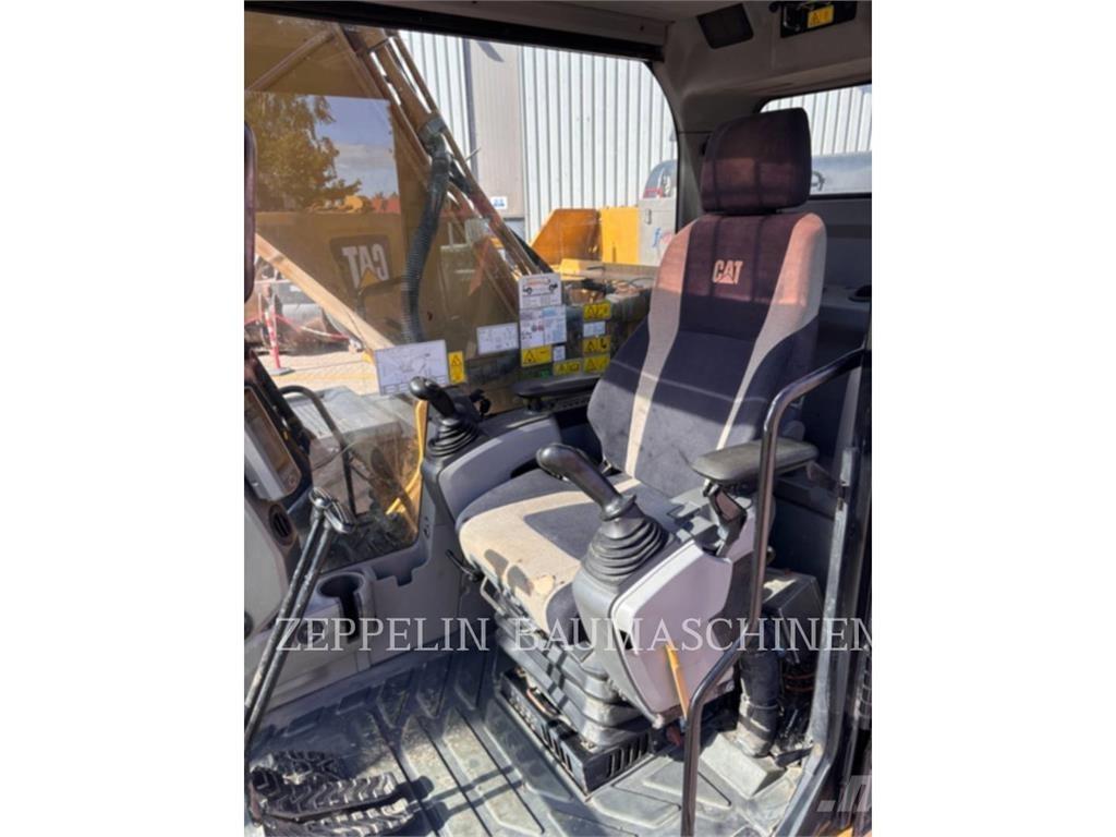 CAT 320EL Vikšriniai ekskavatoriai