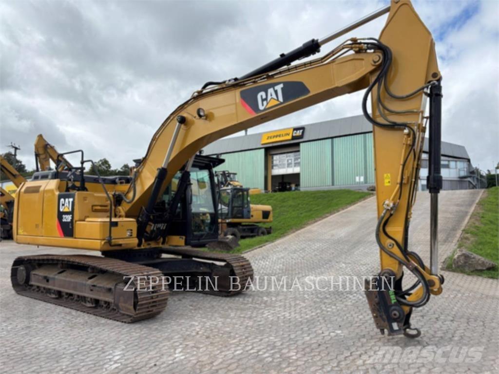 CAT 320FL Vikšriniai ekskavatoriai