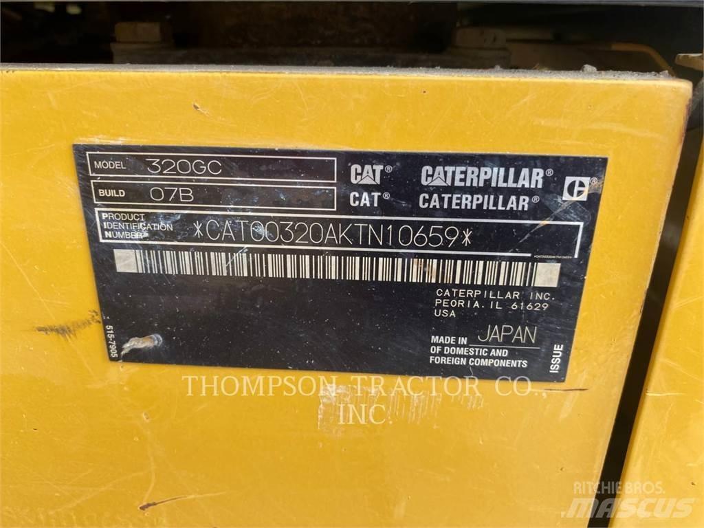 CAT 320GC Vikšriniai ekskavatoriai