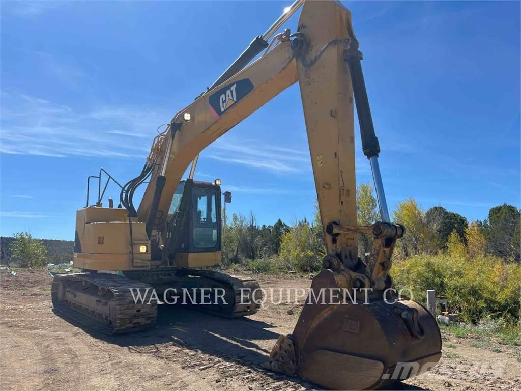 CAT 321DL TCIR Vikšriniai ekskavatoriai