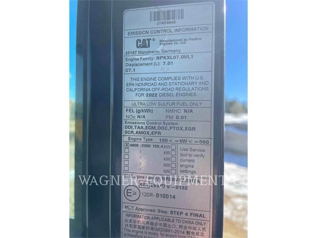 CAT 323 Vikšriniai ekskavatoriai