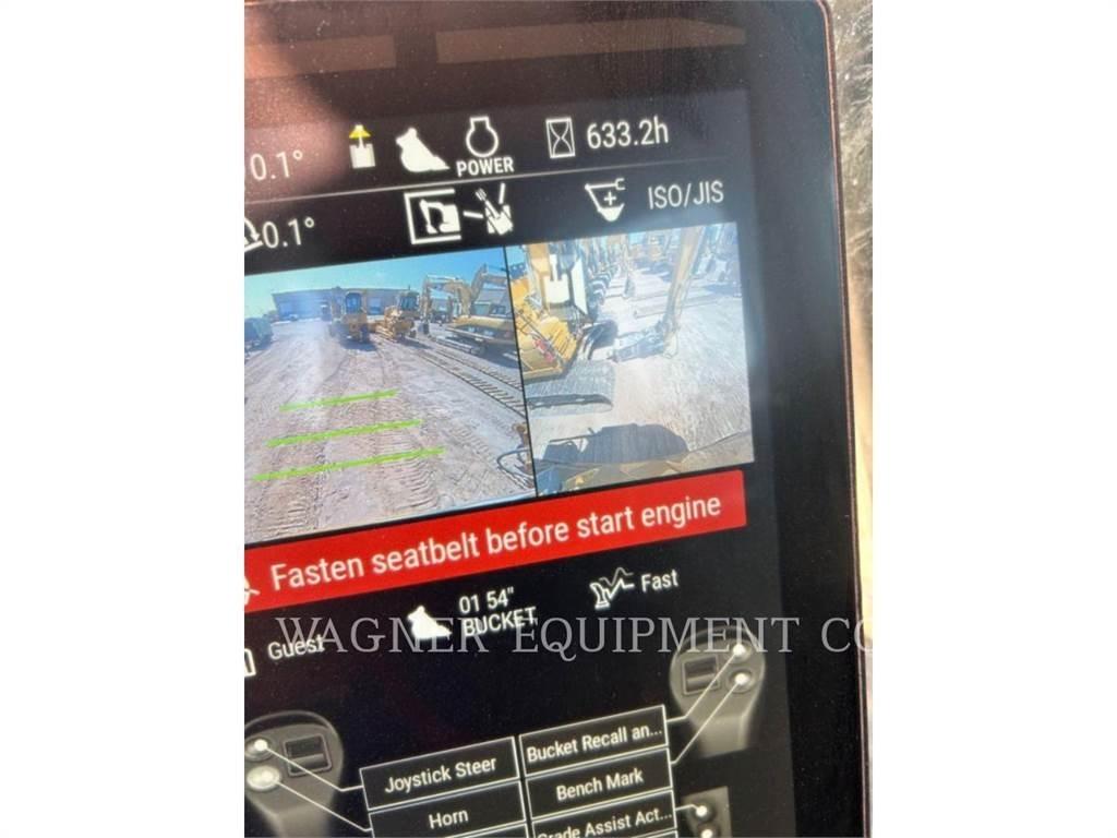 CAT 323 Vikšriniai ekskavatoriai