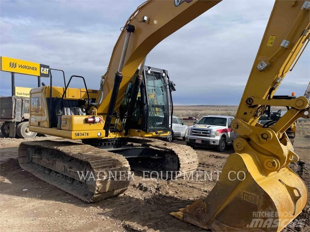 CAT 323 Vikšriniai ekskavatoriai