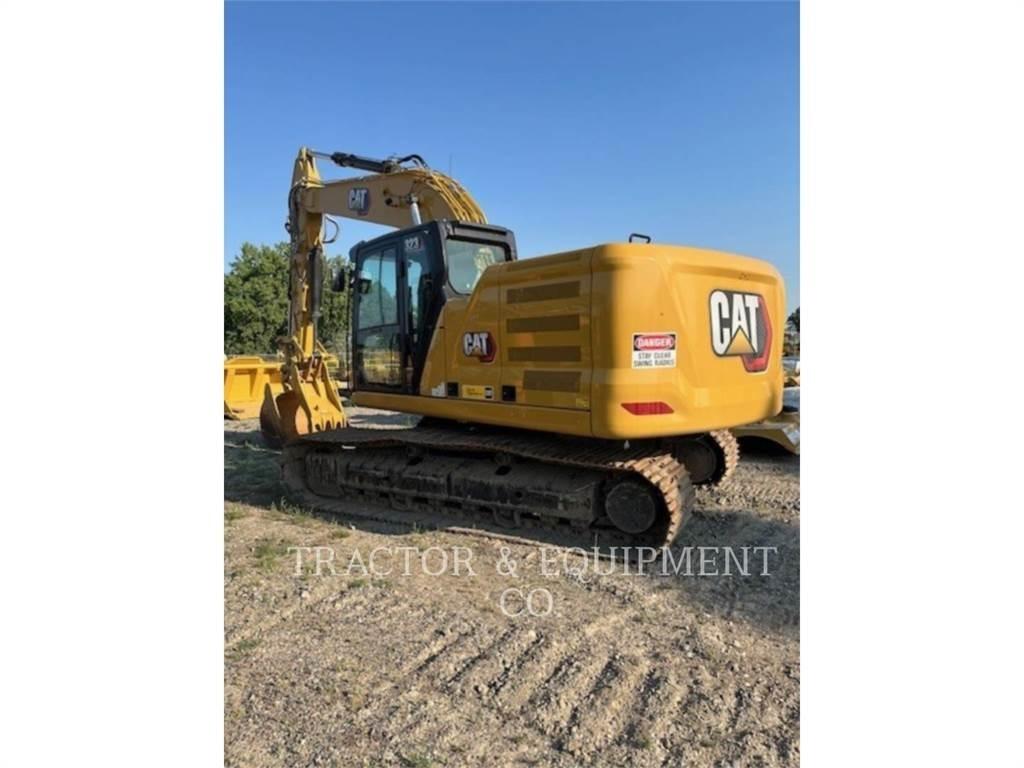 CAT 323 Vikšriniai ekskavatoriai