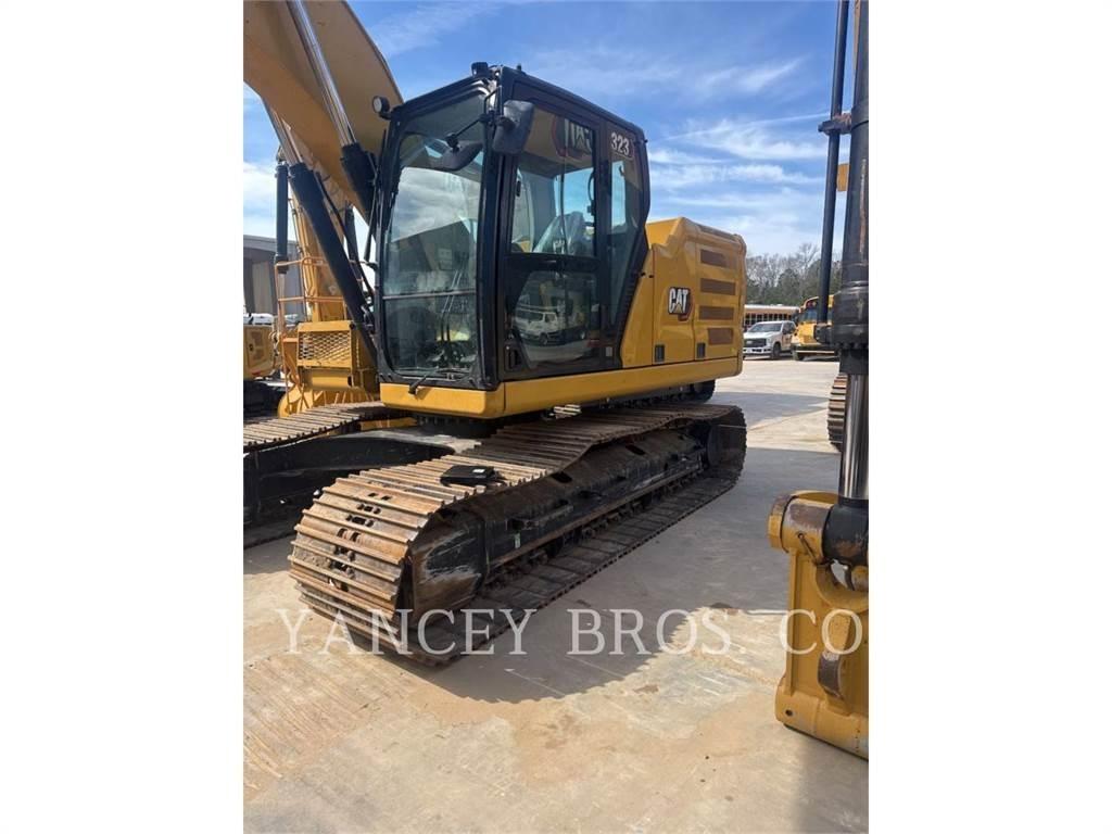 CAT 323 Vikšriniai ekskavatoriai