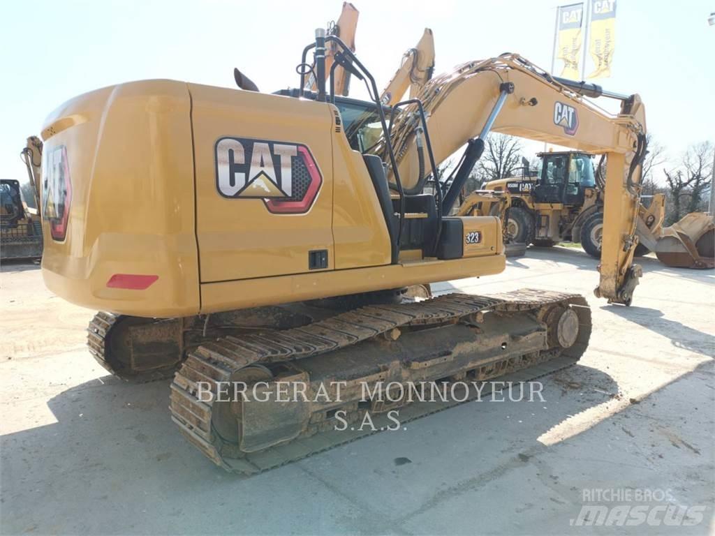 CAT 323 Vikšriniai ekskavatoriai