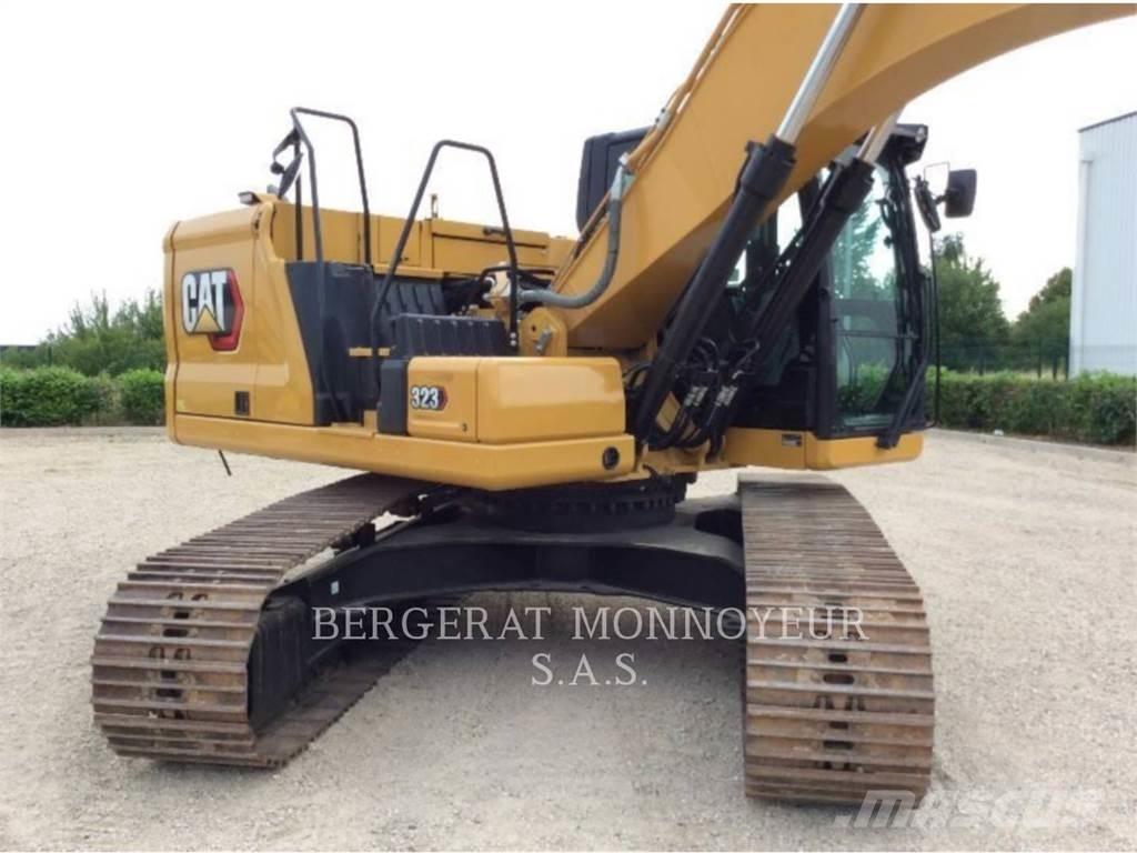 CAT 323 Vikšriniai ekskavatoriai