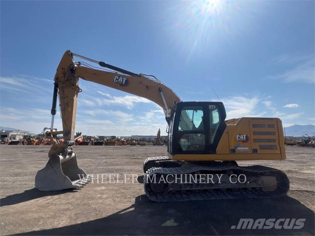 CAT 323 Vikšriniai ekskavatoriai