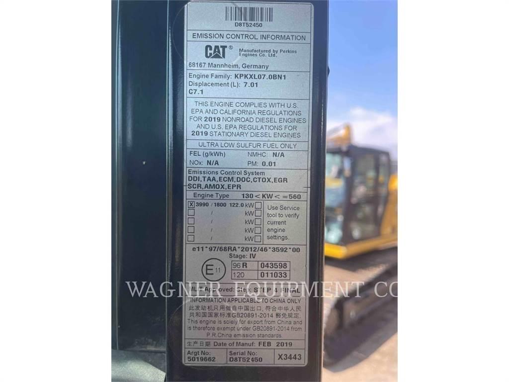 CAT 323 Vikšriniai ekskavatoriai