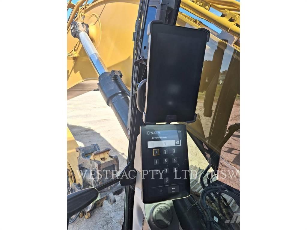CAT 323-07 Vikšriniai ekskavatoriai