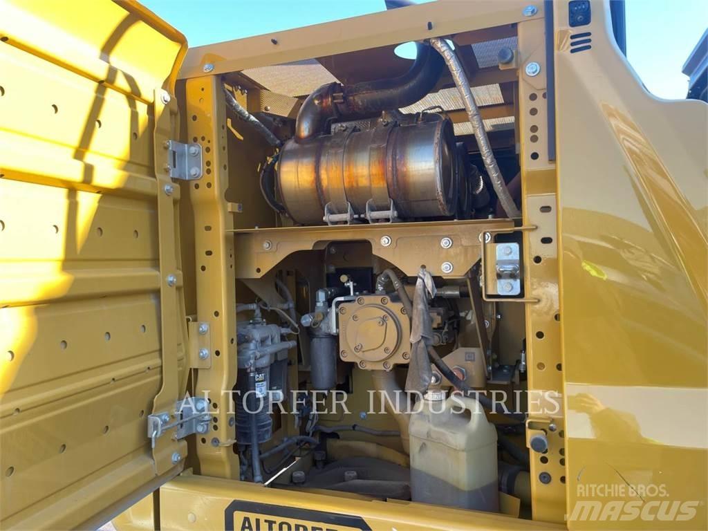 CAT 323-07 Vikšriniai ekskavatoriai
