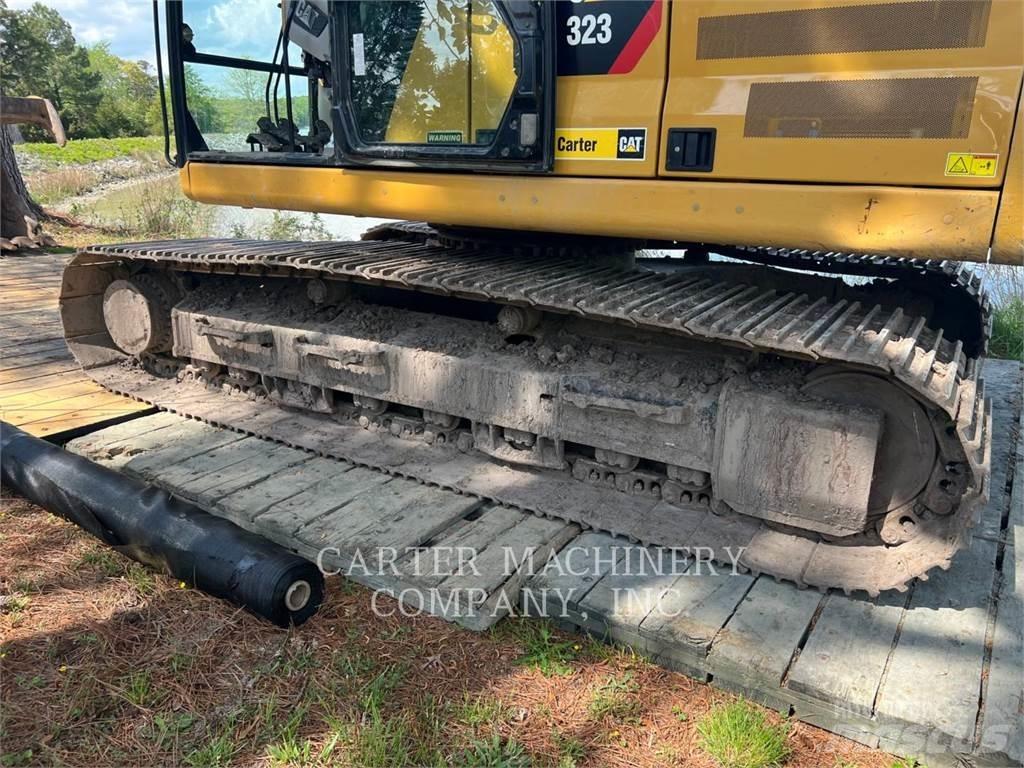 CAT 323-07 Vikšriniai ekskavatoriai