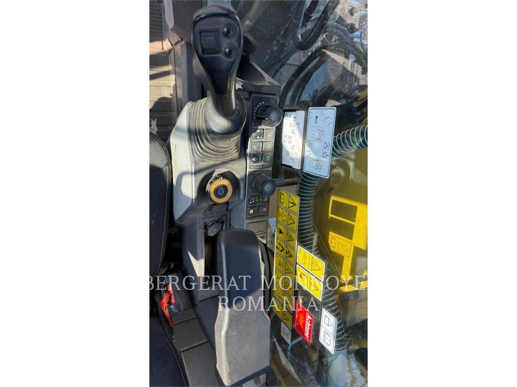 CAT 323-07 Vikšriniai ekskavatoriai