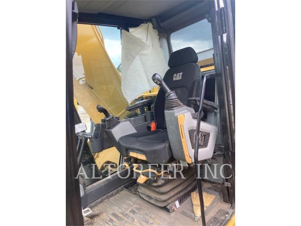 CAT 323-07 Vikšriniai ekskavatoriai