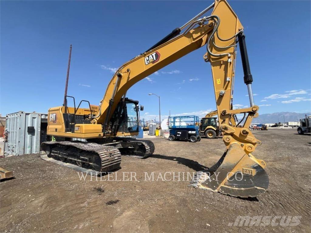 CAT 323 CF Vikšriniai ekskavatoriai
