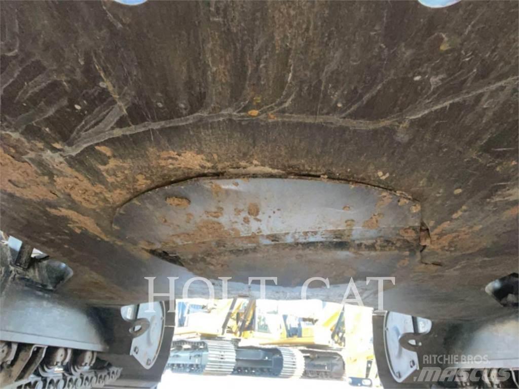 CAT 323 TC Vikšriniai ekskavatoriai