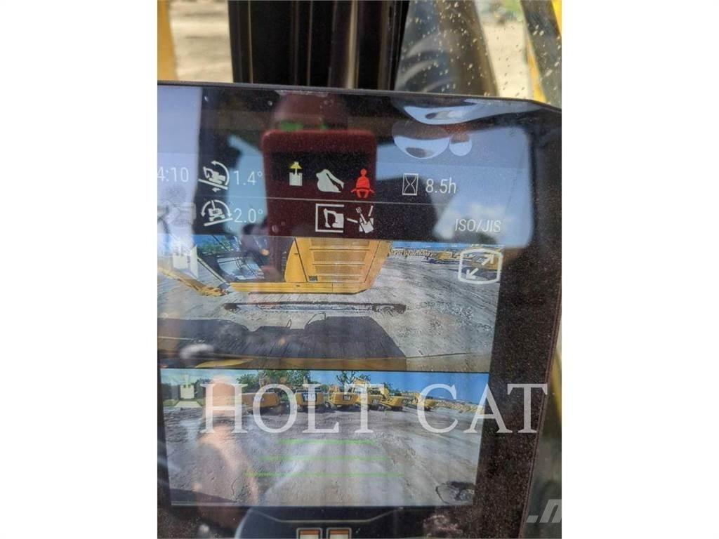 CAT 323 TC Vikšriniai ekskavatoriai