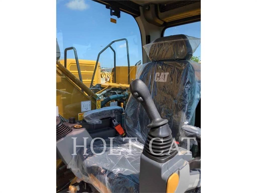 CAT 323 TC Vikšriniai ekskavatoriai