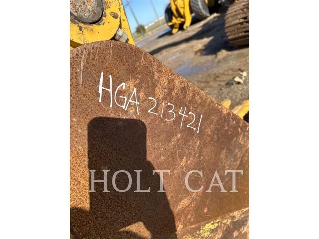 CAT 323 TC Vikšriniai ekskavatoriai