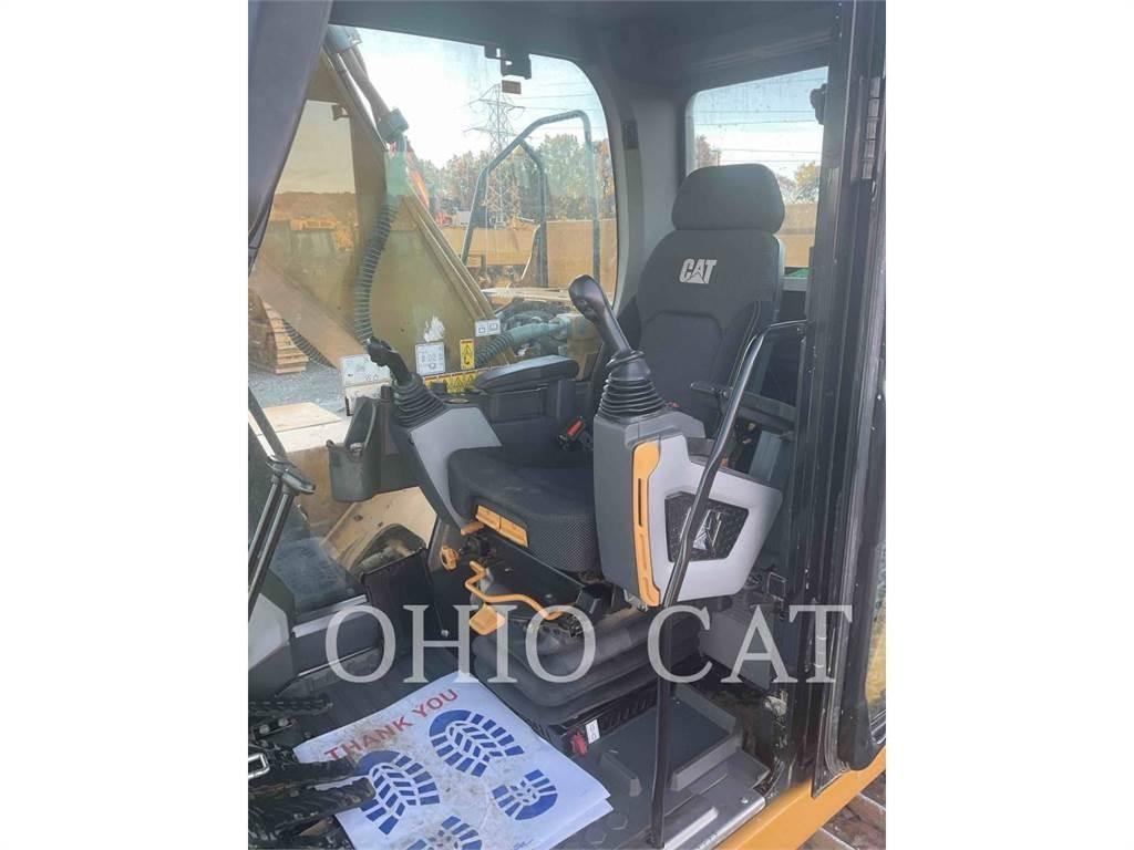 CAT 323 TCS Vikšriniai ekskavatoriai