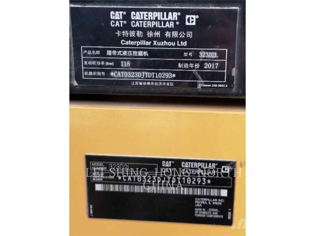 CAT 323D2L Vikšriniai ekskavatoriai