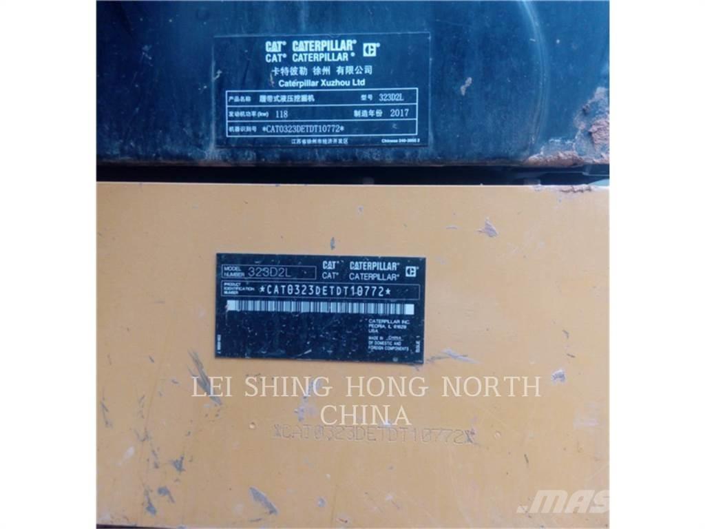 CAT 323D2L Vikšriniai ekskavatoriai